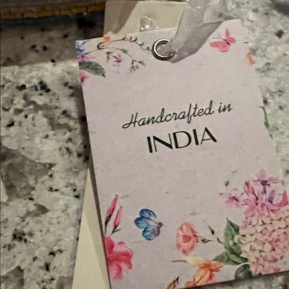 Beaded Duck Design Handbag - Picture 2 of 5